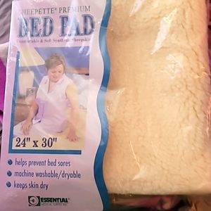New Bed Pad 24x30.